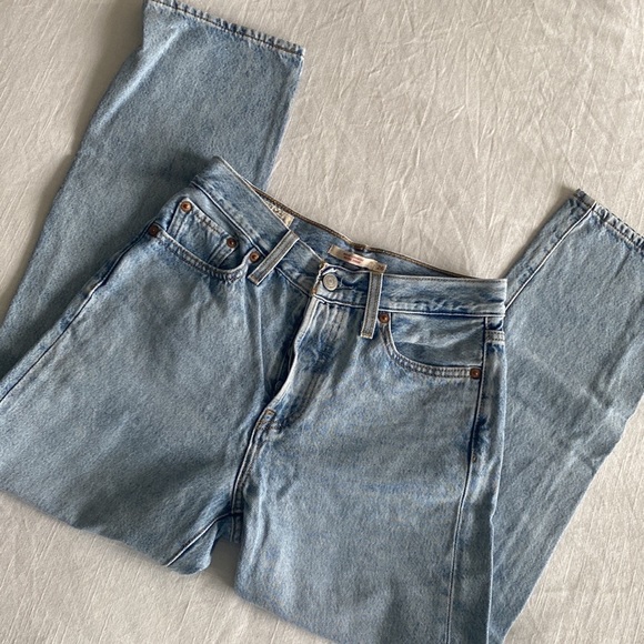 Levi’s Wedgie Straight Jeans - Picture 4 of 4